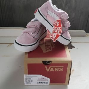 Old Skool baby Vans (NWT + Box) 💕